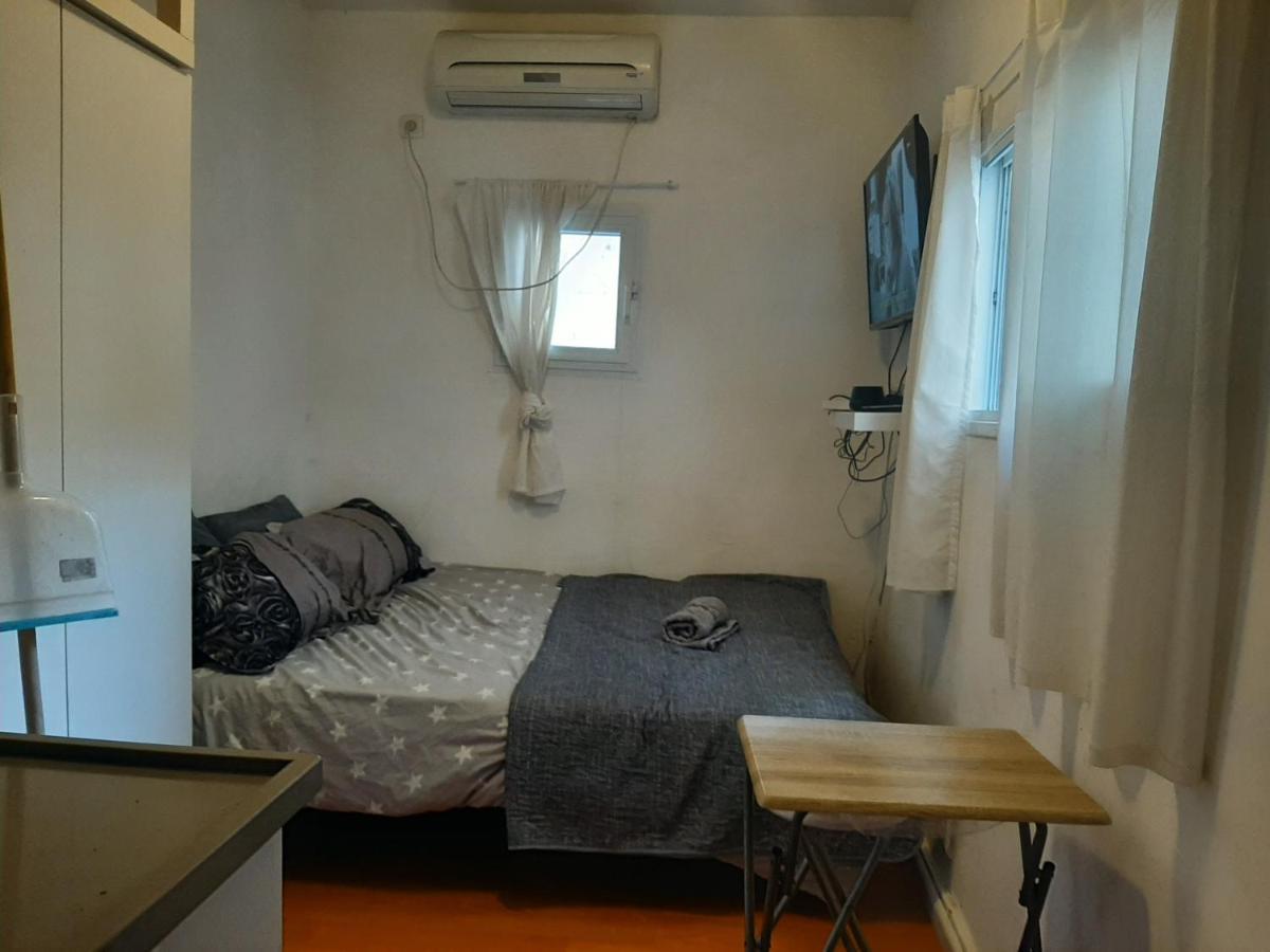 The Surfer'S Beach House Tel Aviv Ngoại thất bức ảnh