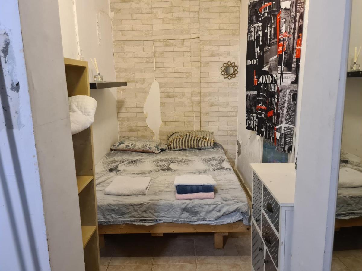 The Surfer'S Beach House Tel Aviv Ngoại thất bức ảnh