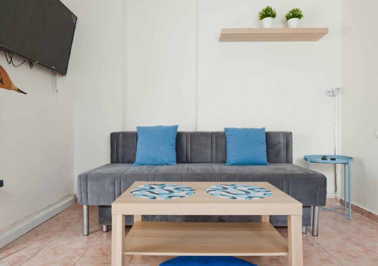 The Surfer'S Beach House Tel Aviv Ngoại thất bức ảnh