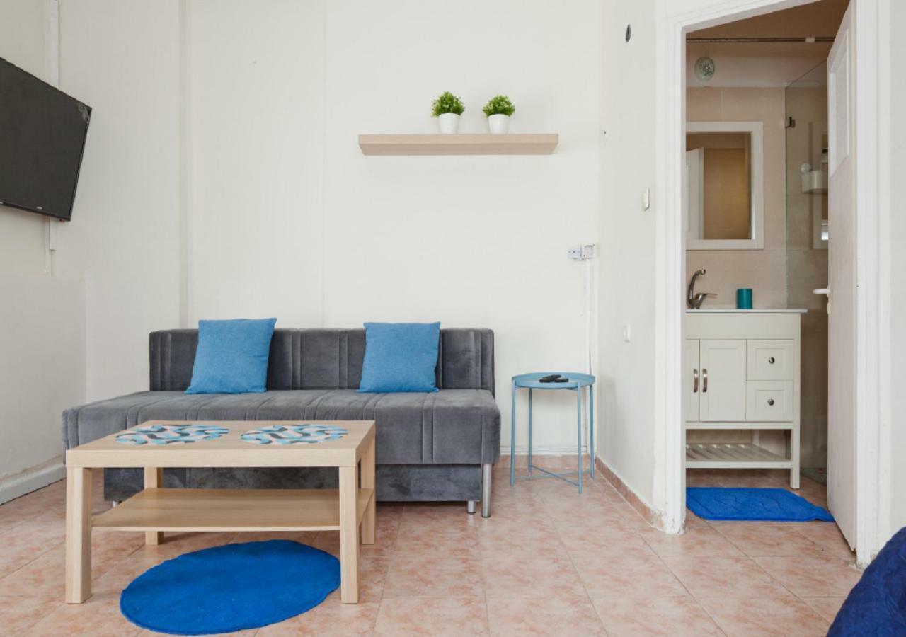 The Surfer'S Beach House Tel Aviv Ngoại thất bức ảnh