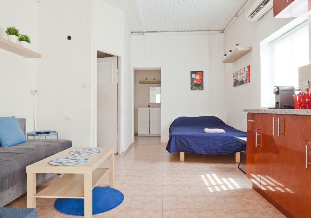 The Surfer'S Beach House Tel Aviv Ngoại thất bức ảnh
